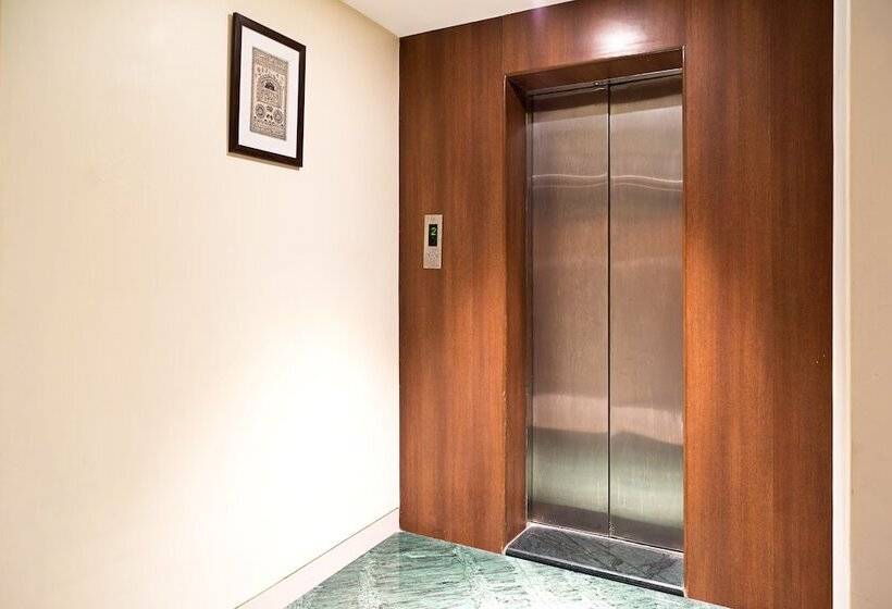 Fotos del hotel Treebo Tryst Grand Emerald:  2