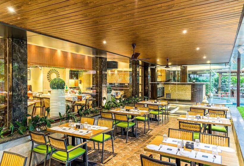 Fotos del hotel Treebo Tryst Grand Emerald:  11