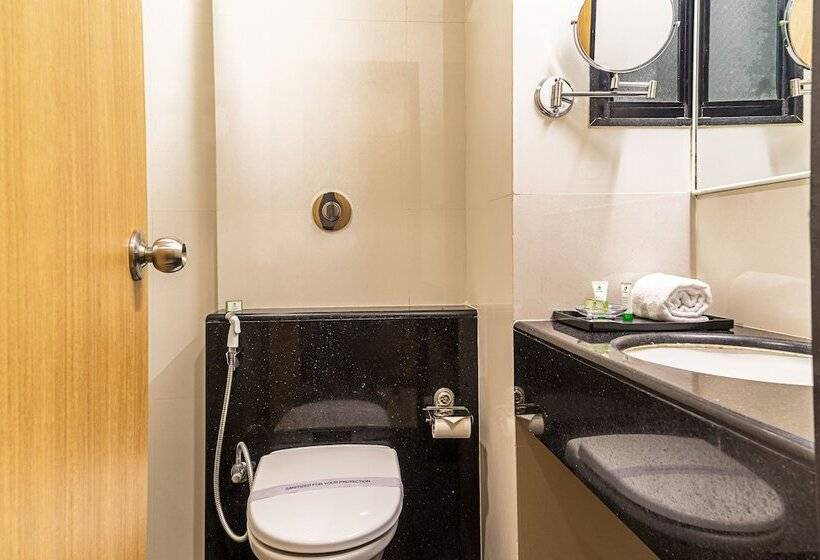 Fotos del hotel Treebo Tryst Grand Emerald:  14