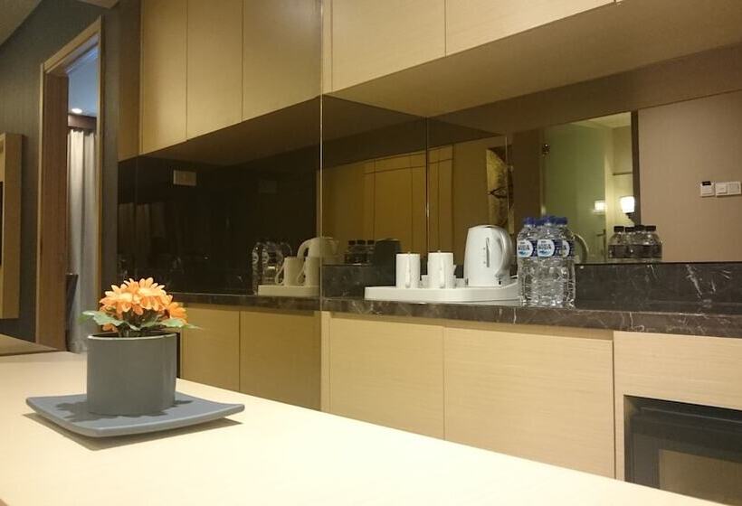 Fotos del hotel Aria Centra Surabaya:  7