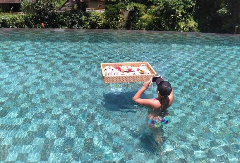 Fotos del hotel Labak River Hotel By Eps:  18