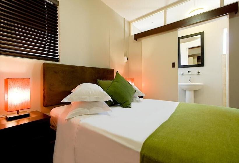 Fotos del hotel 10 On Cape Self Catering Apartments:  13