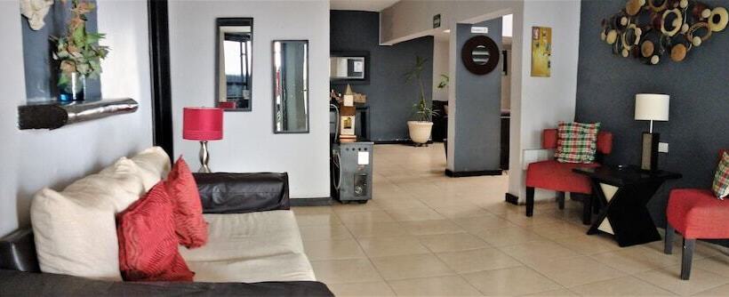 Fotos del hotel Laguna Inn:  2