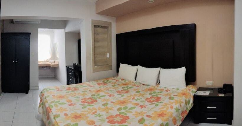 Fotos del hotel Laguna Inn:  12