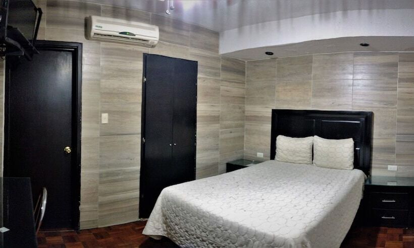 Fotos del hotel Laguna Inn:  14