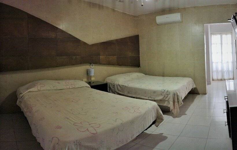 Fotos del hotel Laguna Inn:  21