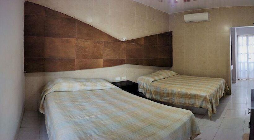 Fotos del hotel Laguna Inn:  8