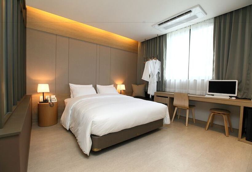 Fotos del hotel Bricks:  5