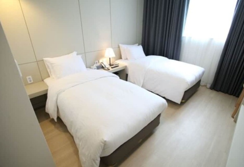 Fotos del hotel Bricks:  13