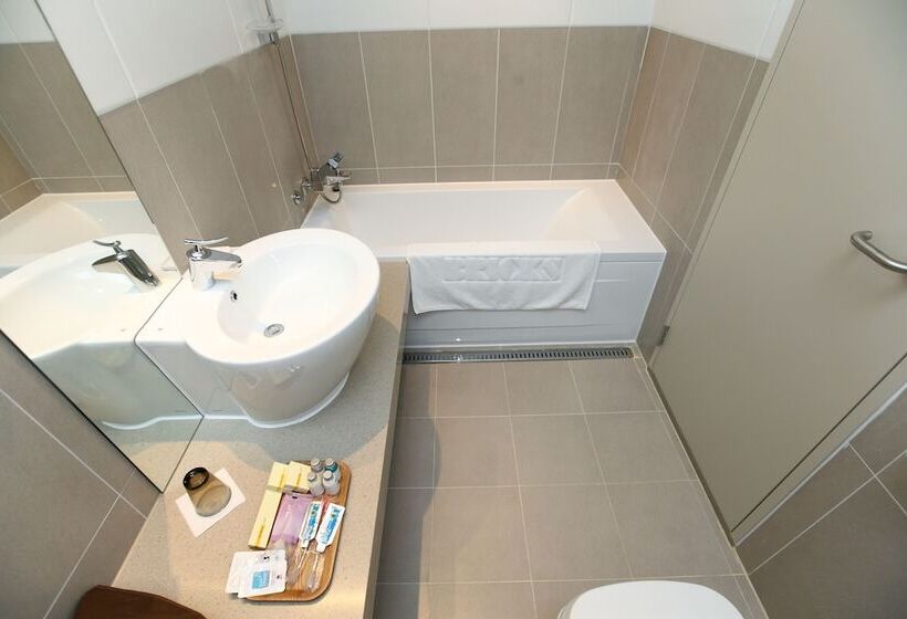 Fotos del hotel Bricks:  4