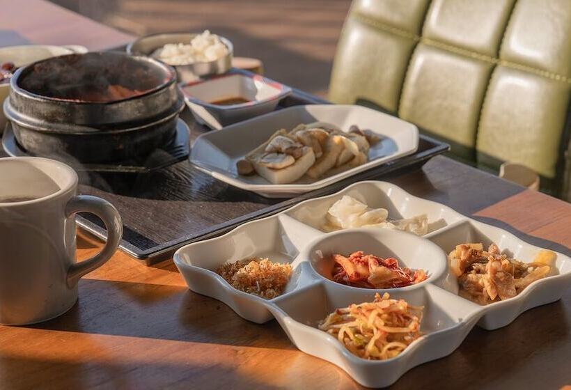 Fotos del hotel Lucid M:  3