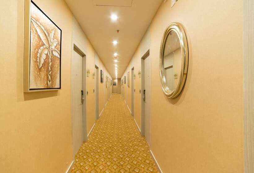 Fotos del hotel Golden Tulip Saltlake Kolkata:  2