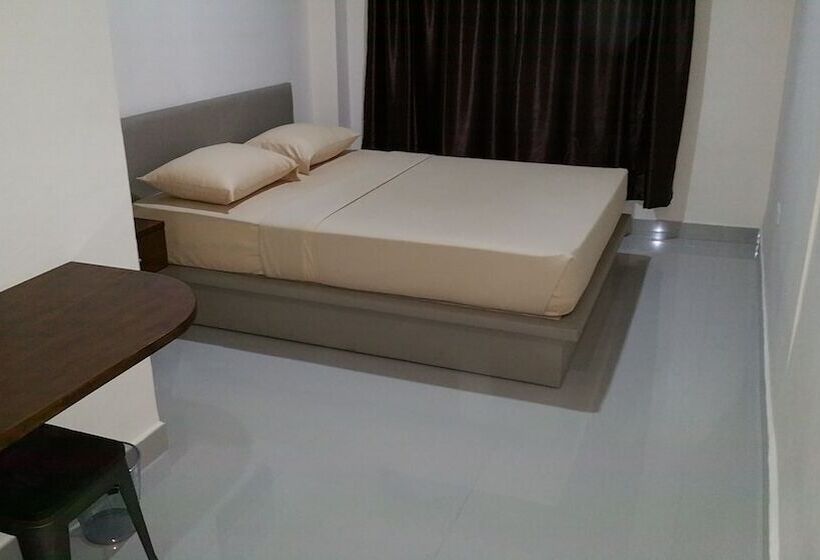 Fotos del hotel Legenda Beril Hostel:  9