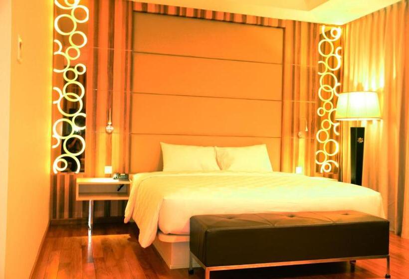 Fotos del hotel Nagoya Hill Hotel Batam:  3