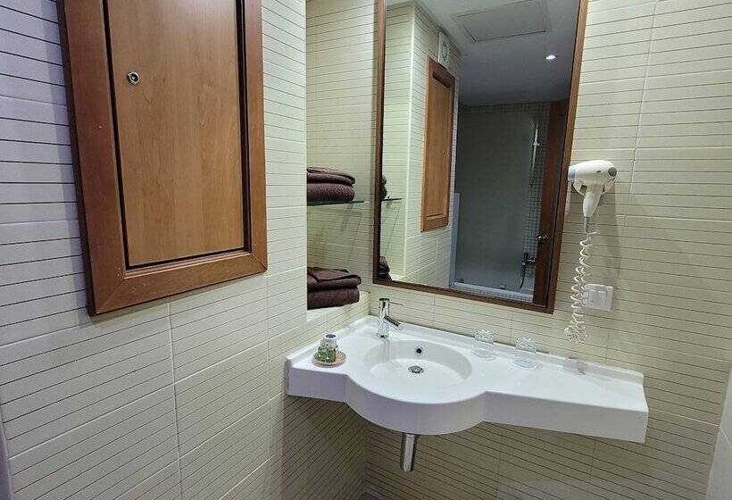 Fotos del hotel Tiba:  17