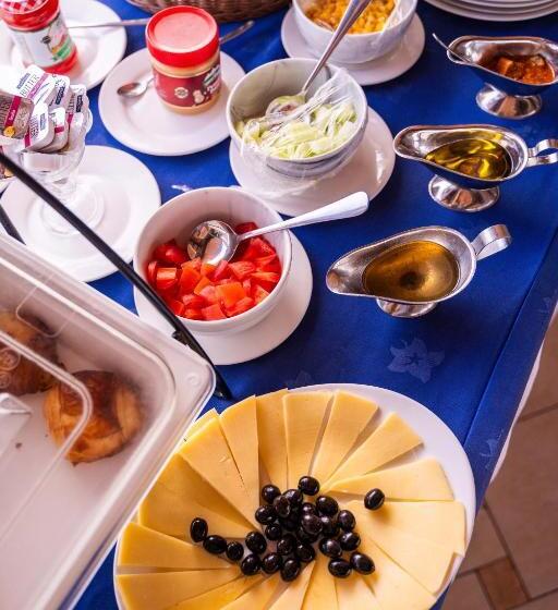 Fotos del hotel Golden Tulip Stone Town Boutique:  12