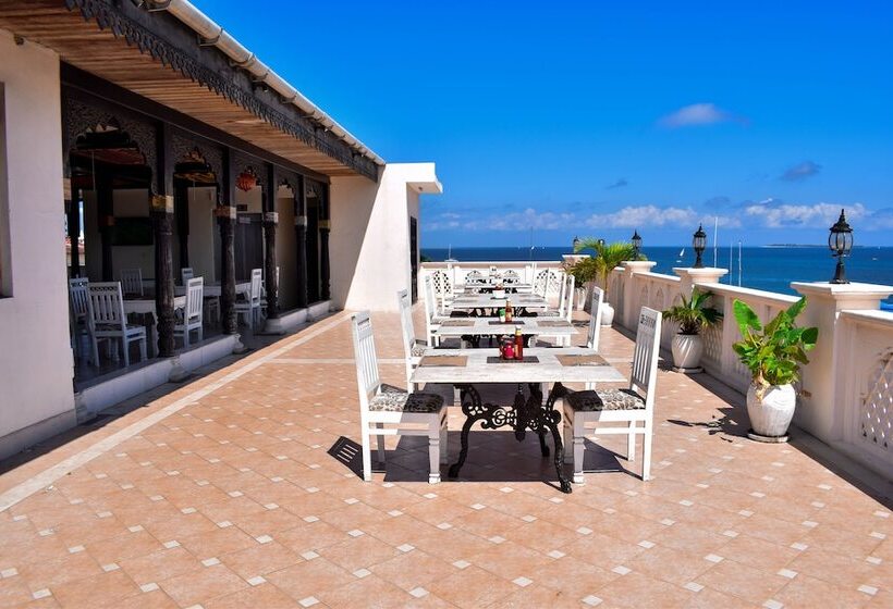 Fotos del hotel Golden Tulip Stone Town Boutique:  14