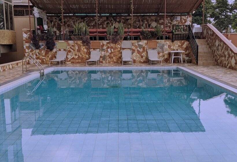 Fotos del hotel Prestige Hotel Suites:  3