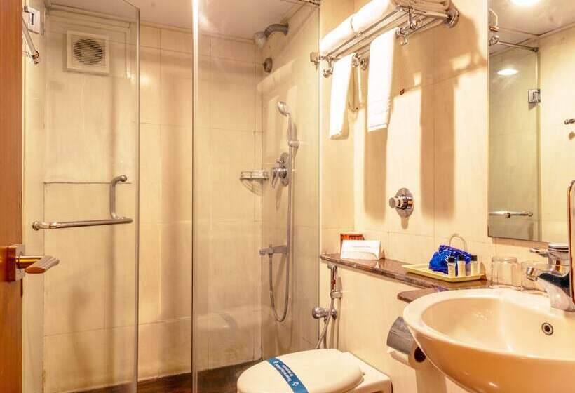 Fotos del hotel Octave Suites  Residency Rd:  11