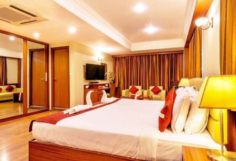 Fotos del hotel Octave Suites  Residency Rd:  22