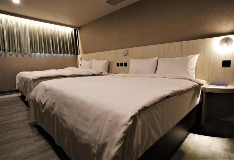 Fotos del hotel Golden Home:  7