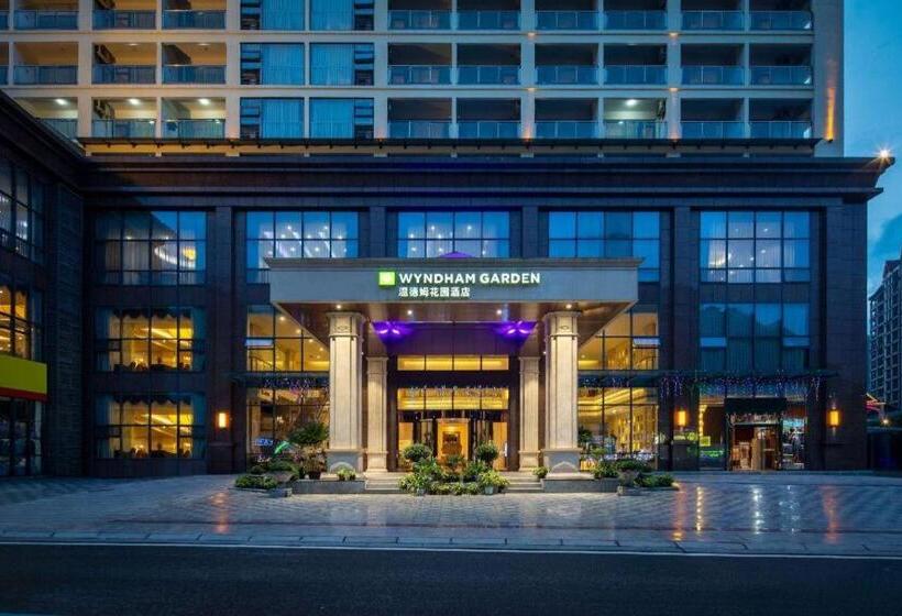 Fotos del hotel Huashuiwan No.1 Hot Springs:  16