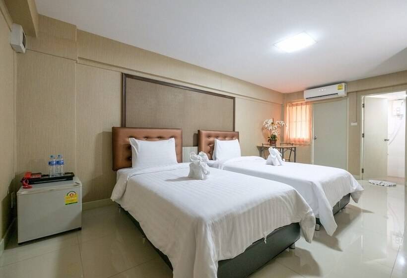 Fotos del hotel Nrc Residence:  17