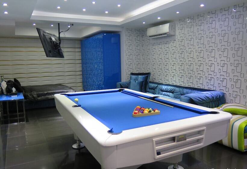 Fotos del hotel Luks Lofts Hotel & Residences:  3