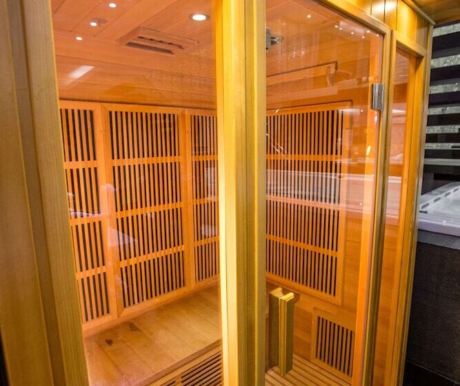 Fotos del hotel Luks Lofts Hotel & Residences:  7