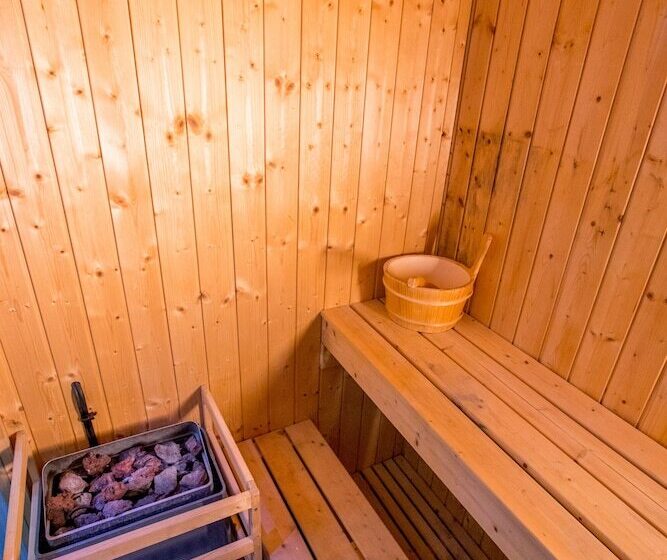 Fotos del hotel Luks Lofts Hotel & Residences:  2