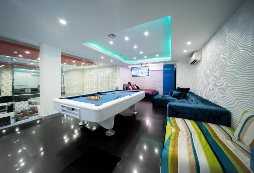 Fotos del hotel Luks Lofts Hotel & Residences:  8