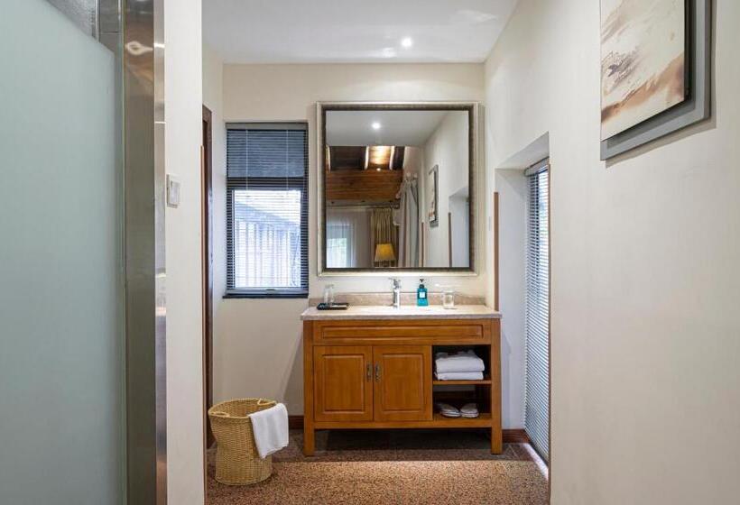 Fotos del hotel Guilin Crystal Crescent Moon:  6