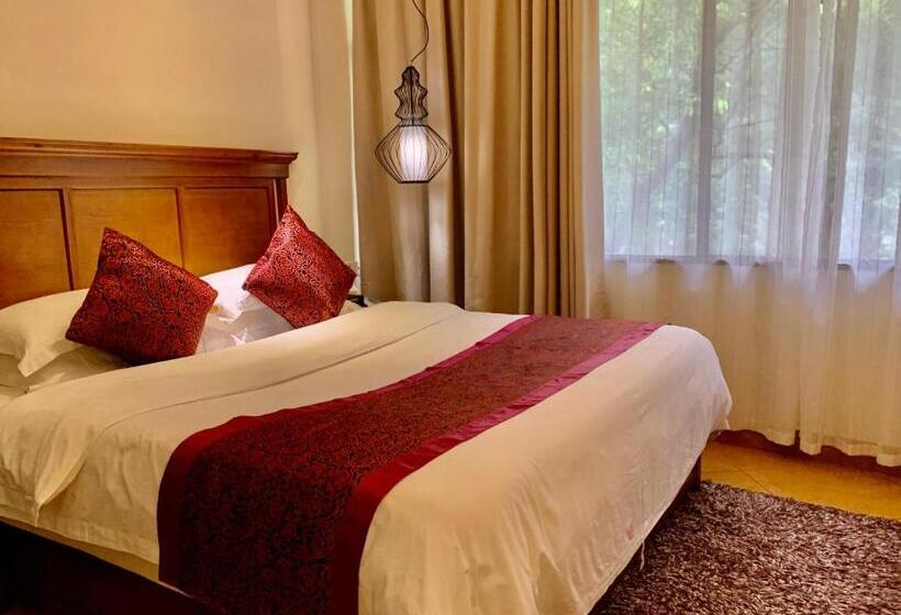 Fotos del hotel Guilin Crystal Crescent Moon:  7