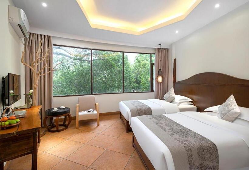 Fotos del hotel Guilin Crystal Crescent Moon:  17