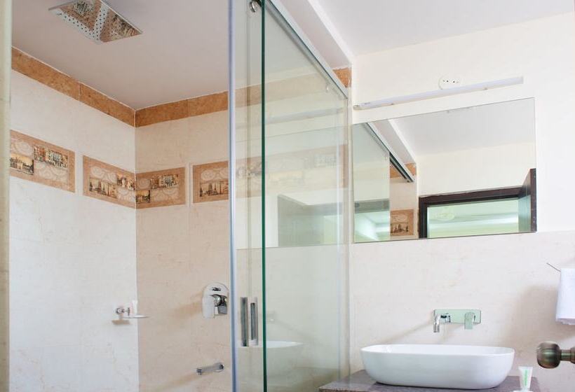 Fotos del hotel Treebo Trend Celeste:  6