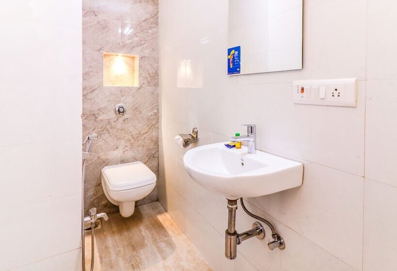 Fotos del hotel Fab Royal International:  4