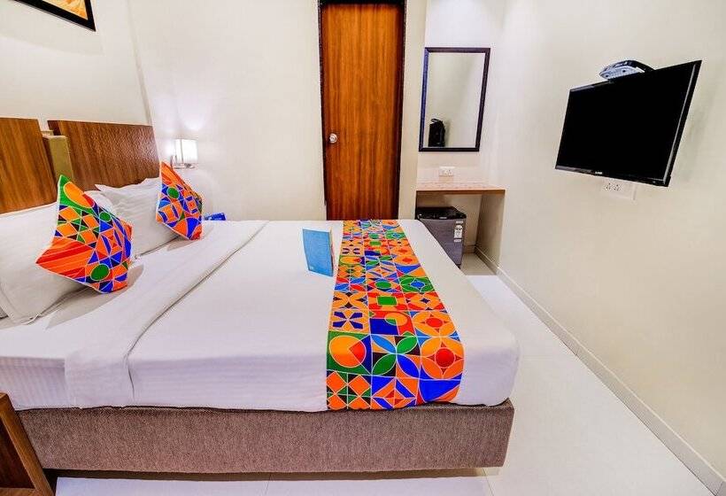 Fotos del hotel Fab Royal International:  18