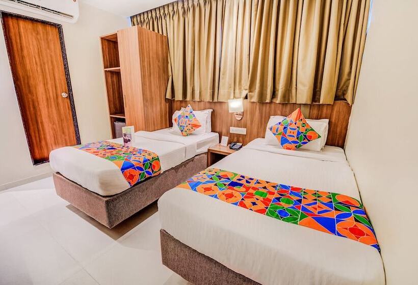 Fotos del hotel Fab Royal International:  14