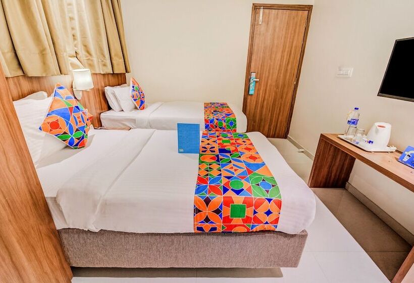 Fotos del hotel Fab Royal International:  13