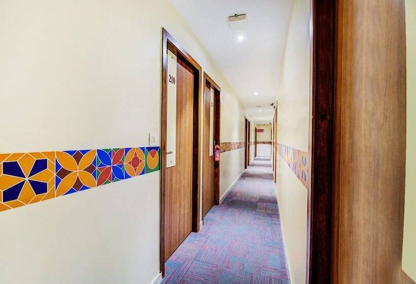 Fotos del hotel Fab Royal International:  2