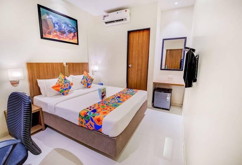 Fotos del hotel Fab Royal International:  24