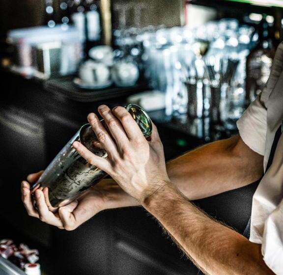 Fotos del hotel 1898 The Post:  8