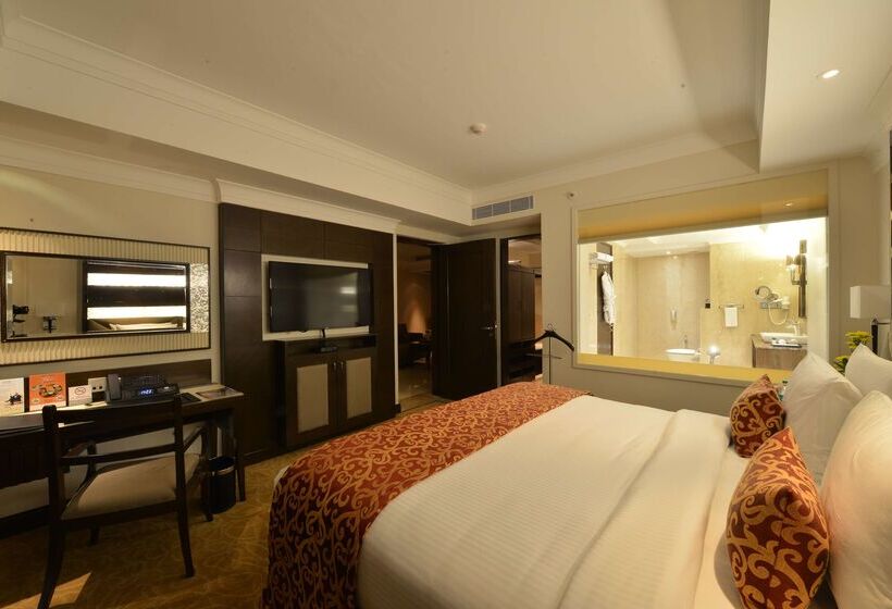 Fotos del hotel Ramada Plaza Chennai:  2