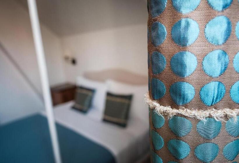 Fotos del hotel Hôtel Maison Garnier:  2