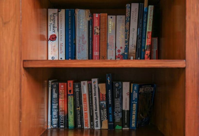 Fotos del hotel Alia Home:  13