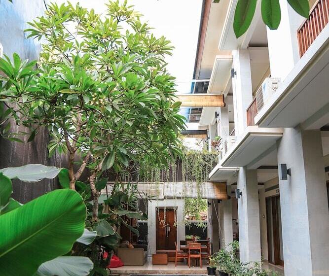 Fotos del hotel Alia Home:  18