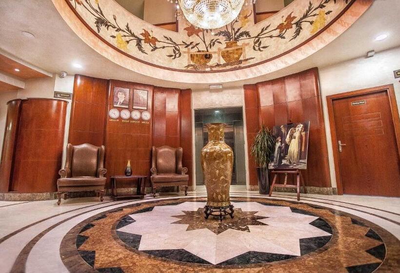 Fotos del hotel Sofia Suites:  18