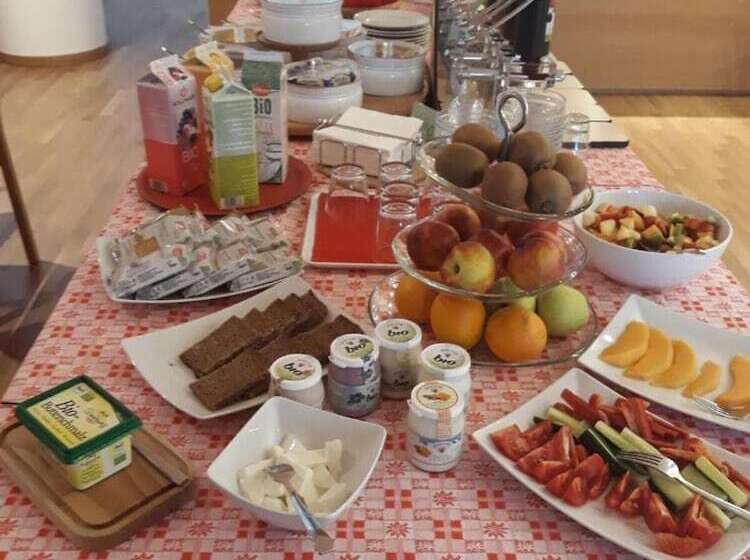 Fotos del hotel Lacromabio   & Apartments:  3