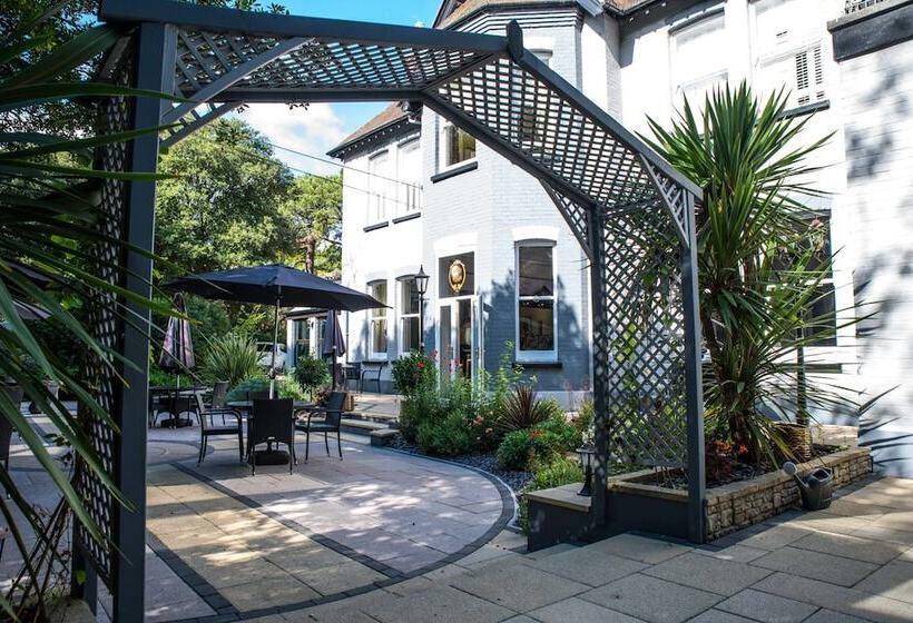 Fotos del hotel Derby Manor:  10