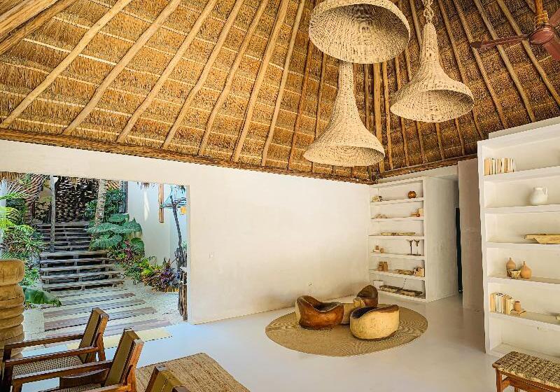 Fotos del hotel Dune Boutique  Located At The Party Zone:  16